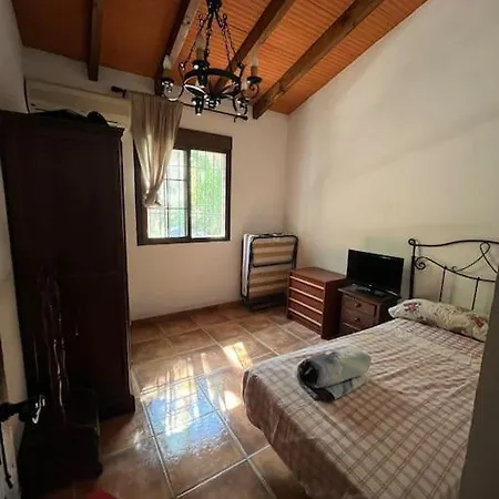 Farmhouse Surrounded By Centenary Olive Trees Olías Exterior foto